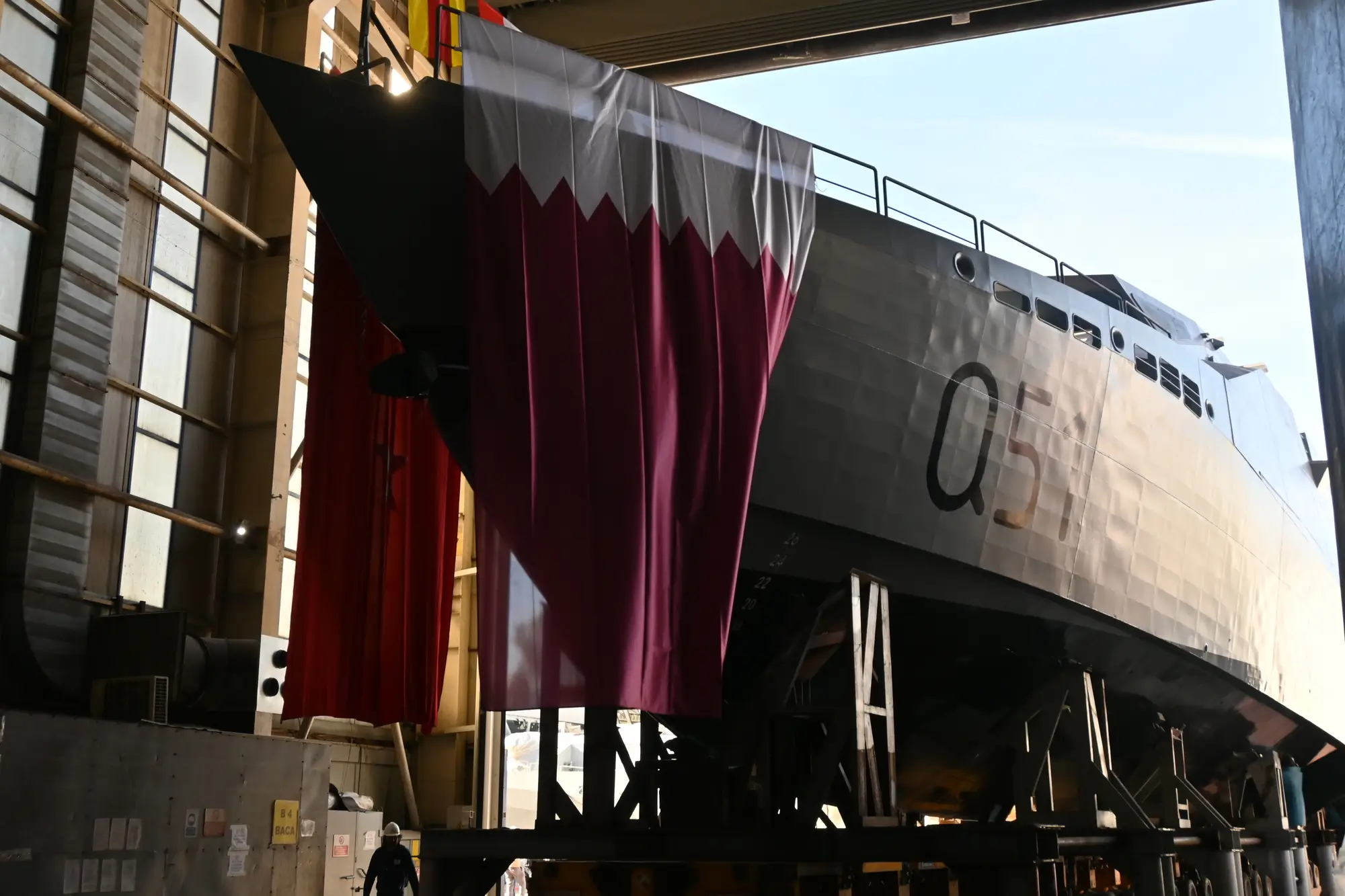 Dearsan’dan Katar Deniz Kuvvetleri İçin Kritik Hamle: 50 Metrelik İlk Hücumbot Suyla Buluştu